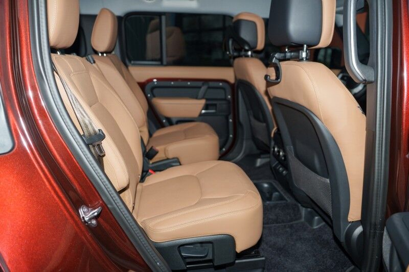 2025 Land Rover Defender X-Dynamic SE Birmingham AL