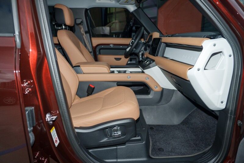 2025 Land Rover Defender X-Dynamic SE Birmingham AL