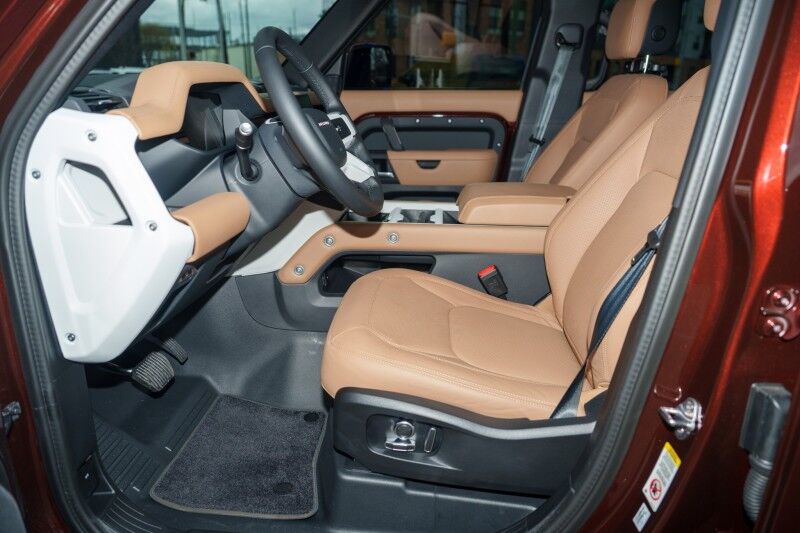 2025 Land Rover Defender X-Dynamic SE Birmingham AL