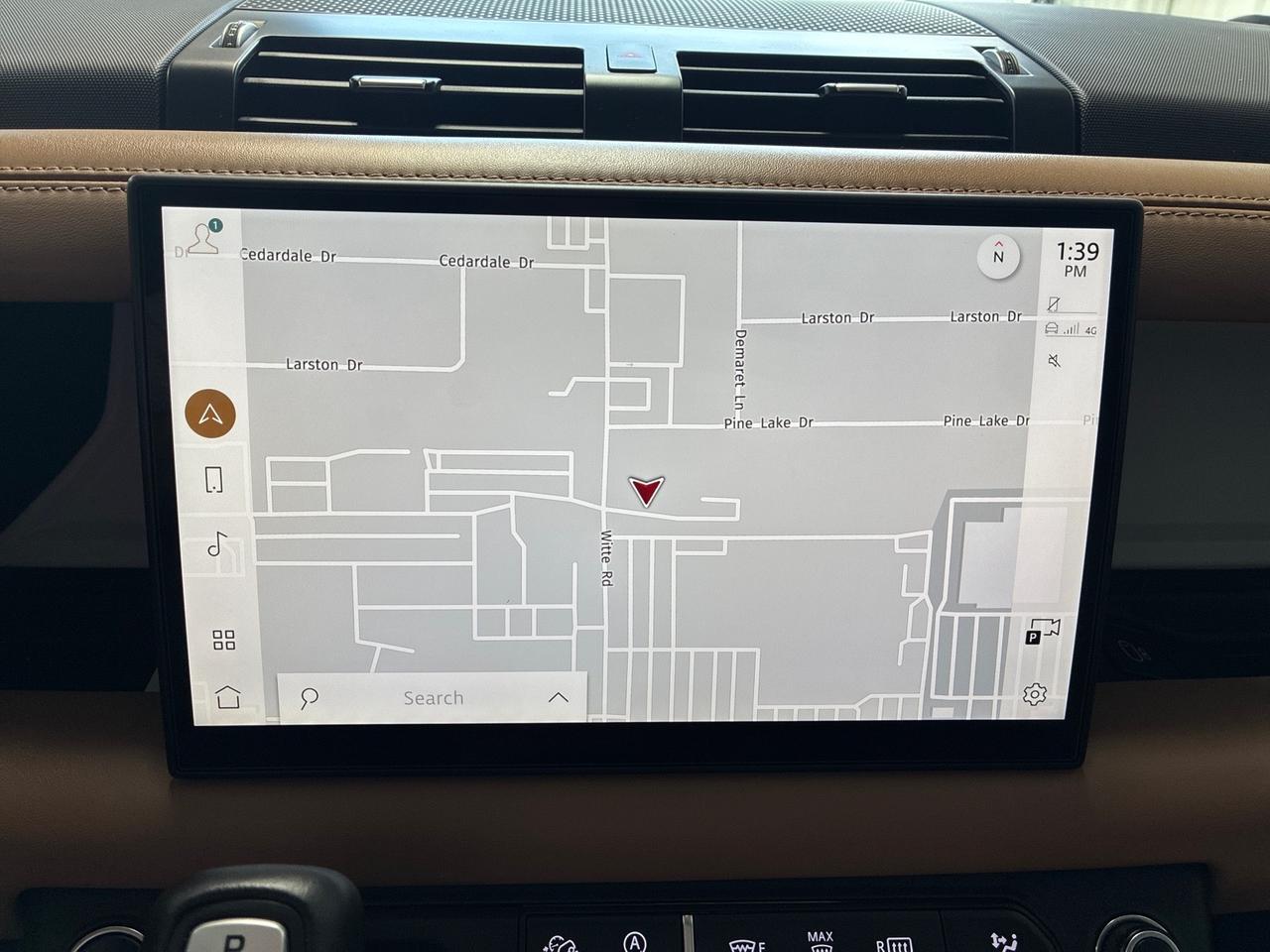 2025 Land Rover Defender X-Dynamic SE, Heat & Cool 2nd Row Captain Chairs, Cold Climate P Houston TX