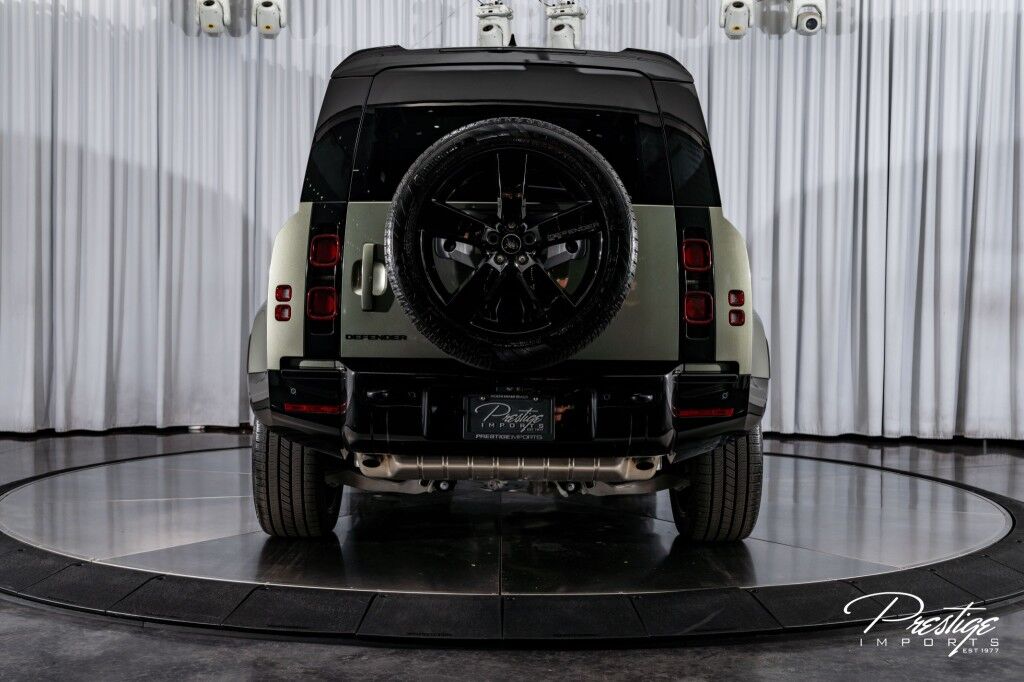 2025 Land Rover Defender X-Dynamic SE North Miami Beach FL