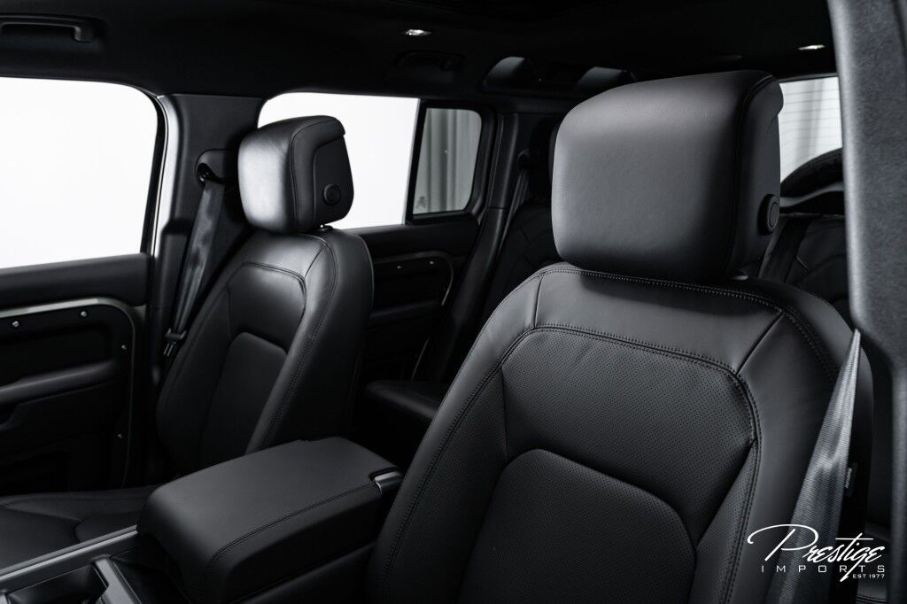 2025 Land Rover Defender X-Dynamic SE North Miami Beach FL