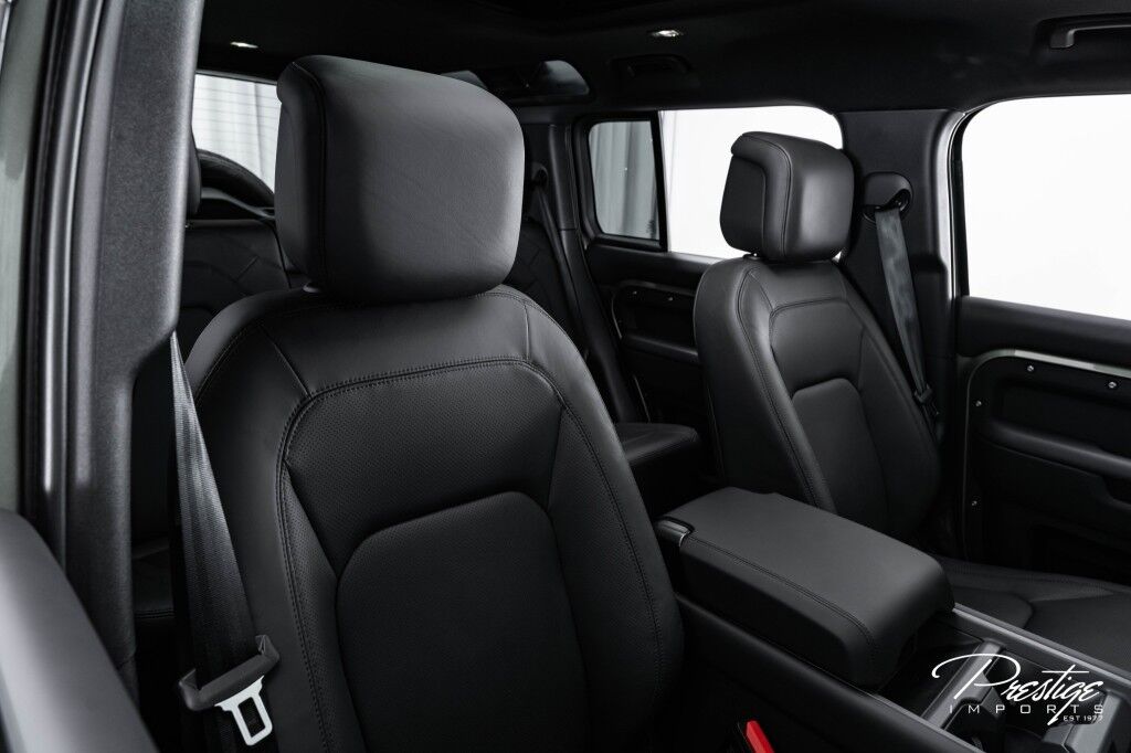2025 Land Rover Defender X-Dynamic SE North Miami Beach FL