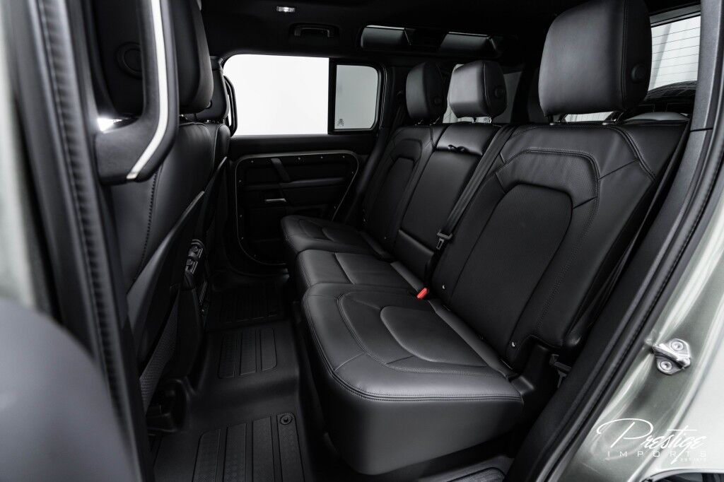 2025 Land Rover Defender X-Dynamic SE North Miami Beach FL
