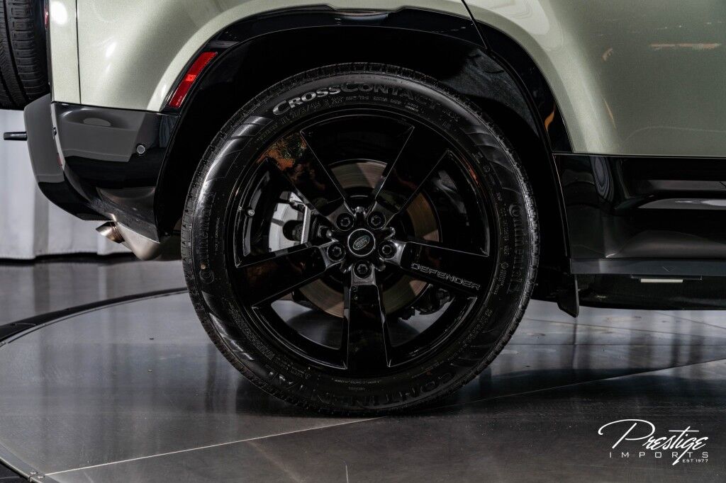 2025 Land Rover Defender X-Dynamic SE North Miami Beach FL