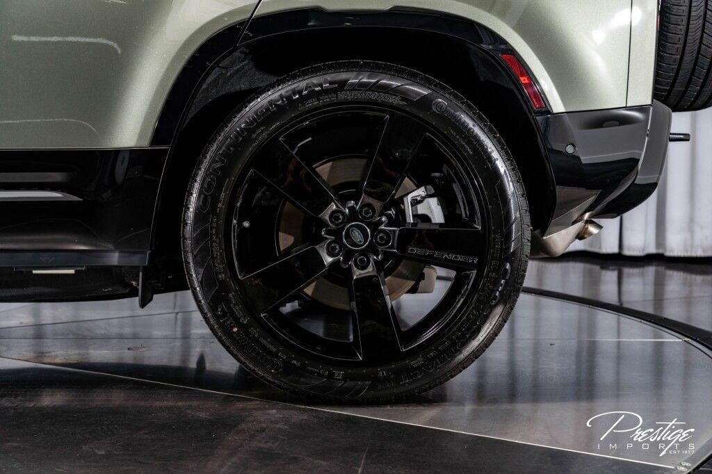 2025 Land Rover Defender X-Dynamic SE North Miami Beach FL