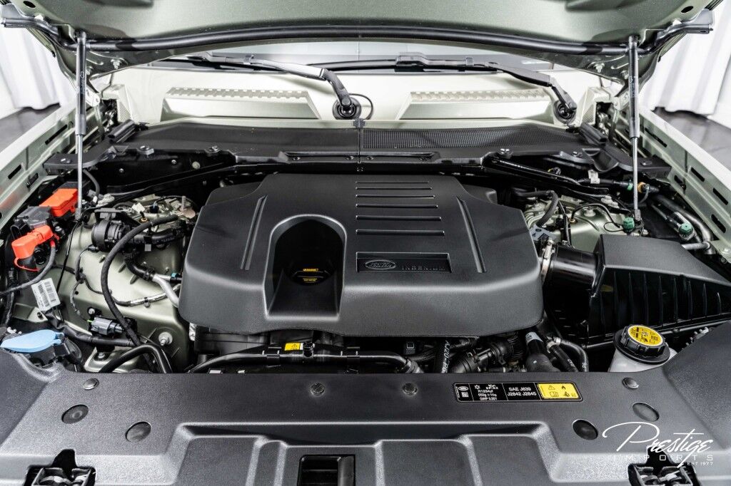 2025 Land Rover Defender X-Dynamic SE North Miami Beach FL