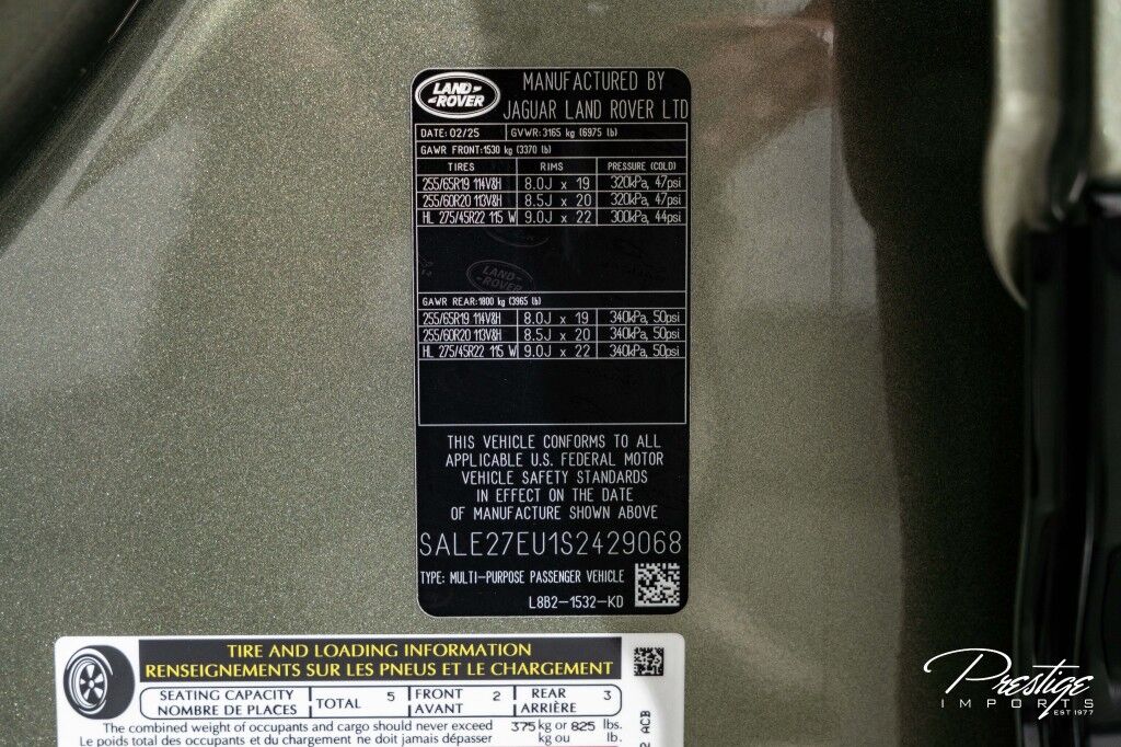 2025 Land Rover Defender X-Dynamic SE North Miami Beach FL