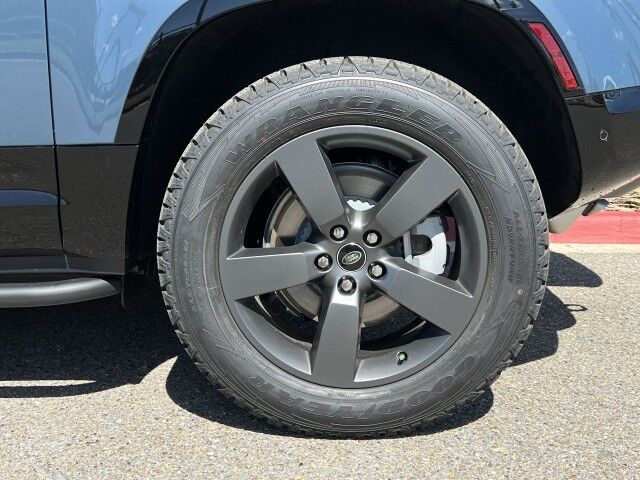 2025 Land Rover Defender X-Dynamic SE San Juan TX
