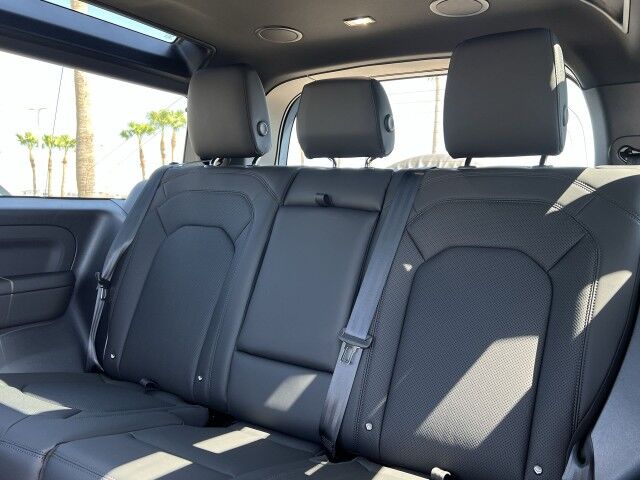 2025 Land Rover Defender X-Dynamic SE San Juan TX