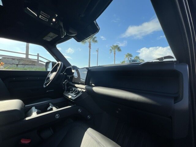 2025 Land Rover Defender X-Dynamic SE San Juan TX