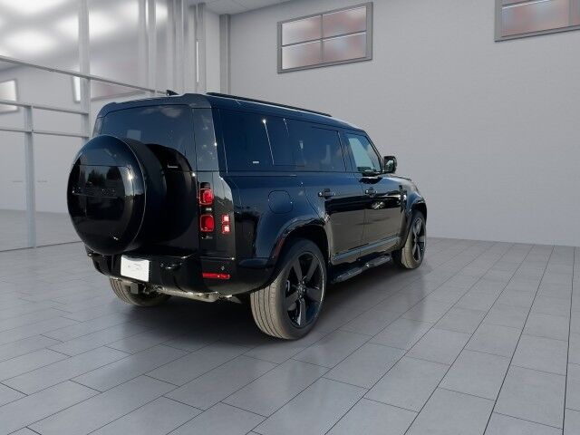 2025 Land Rover Defender X-Dynamic SE San Juan TX