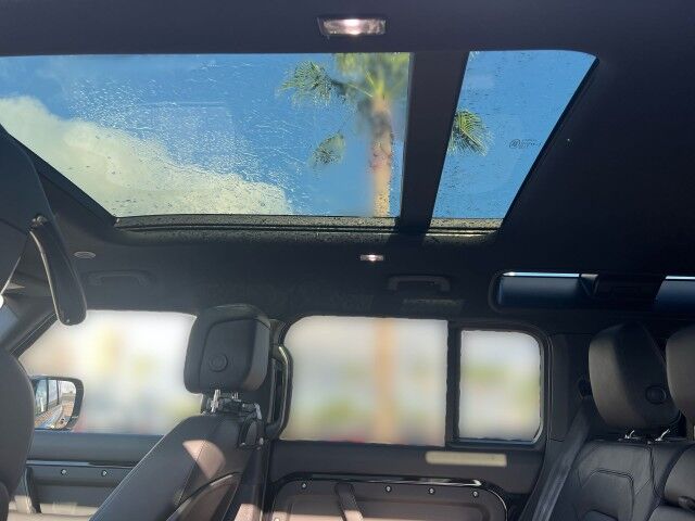 2025 Land Rover Defender X-Dynamic SE San Juan TX