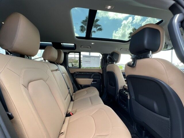 2025 Land Rover Defender X-Dynamic SE San Juan TX