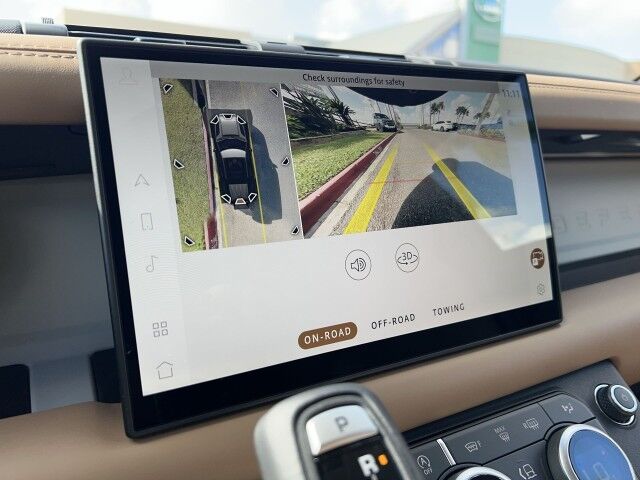 2025 Land Rover Defender X-Dynamic SE San Juan TX