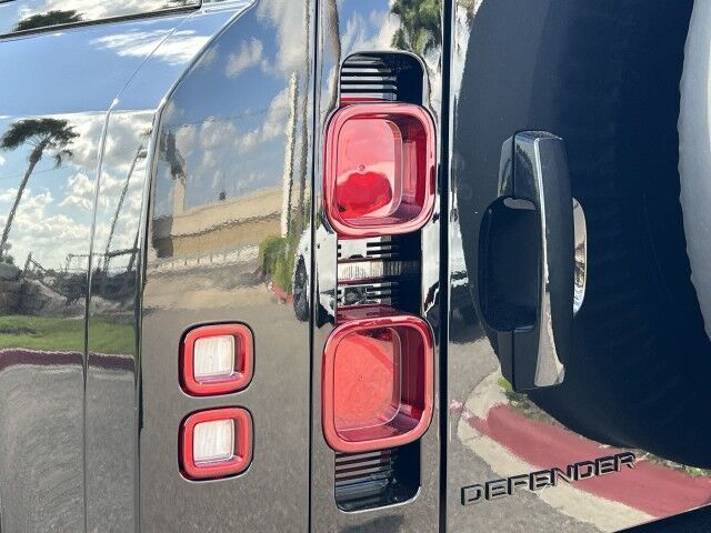 2025 Land Rover Defender X-Dynamic SE San Juan TX