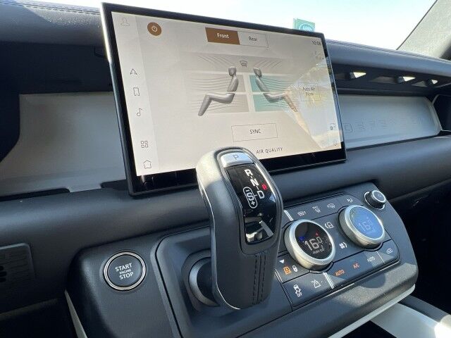 2025 Land Rover Defender X-Dynamic SE San Juan TX