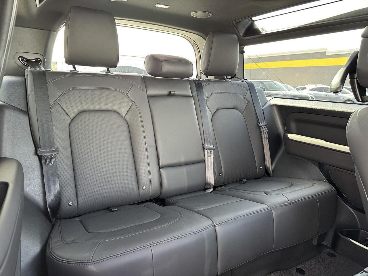 2025 Land Rover Defender X-Dynamic SE Tucson AZ