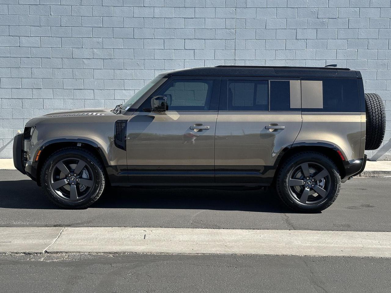 2025 Land Rover Defender X-Dynamic SE Tucson AZ