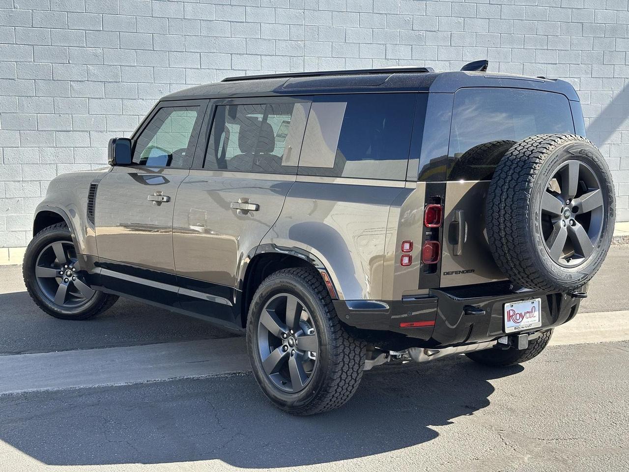 2025 Land Rover Defender X-Dynamic SE Tucson AZ