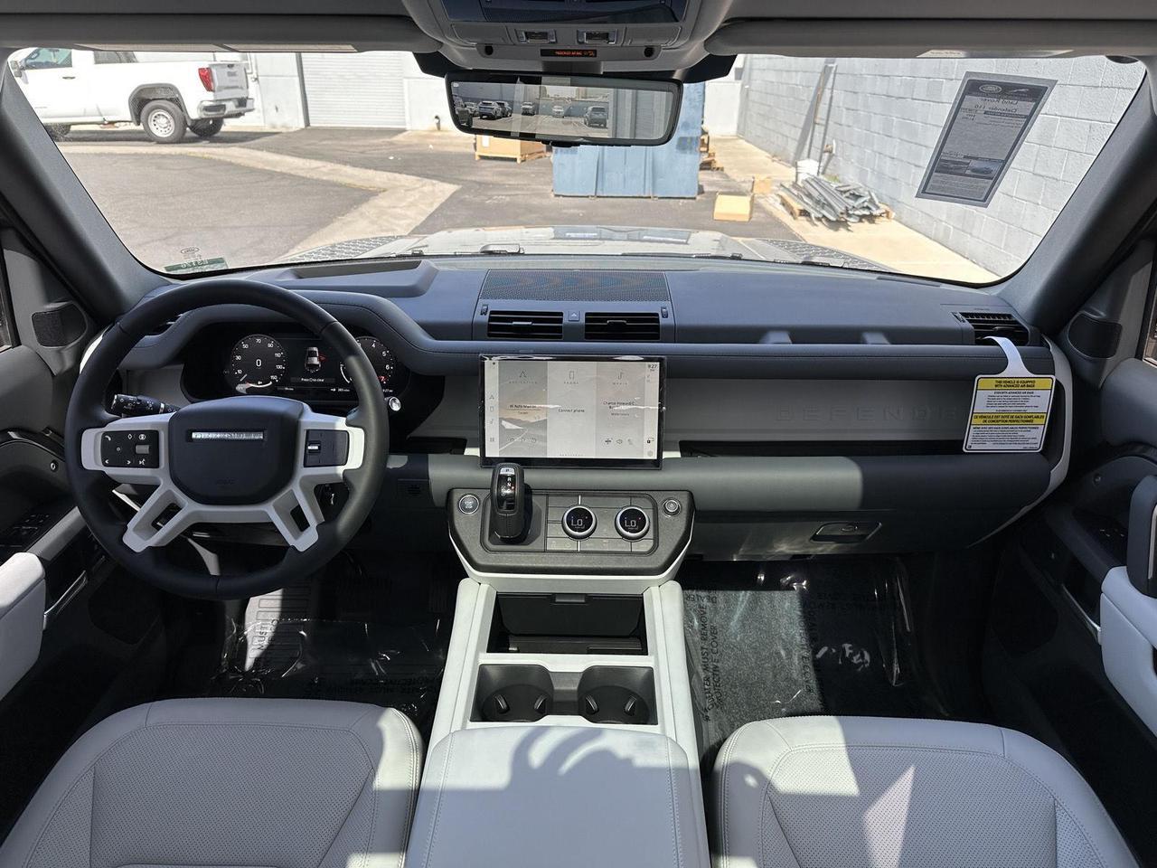 2025 Land Rover Defender X-Dynamic SE Tucson AZ