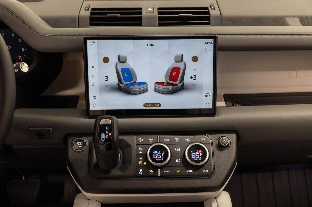 2025 Land Rover Defender X-Dynamic SE Danville VA