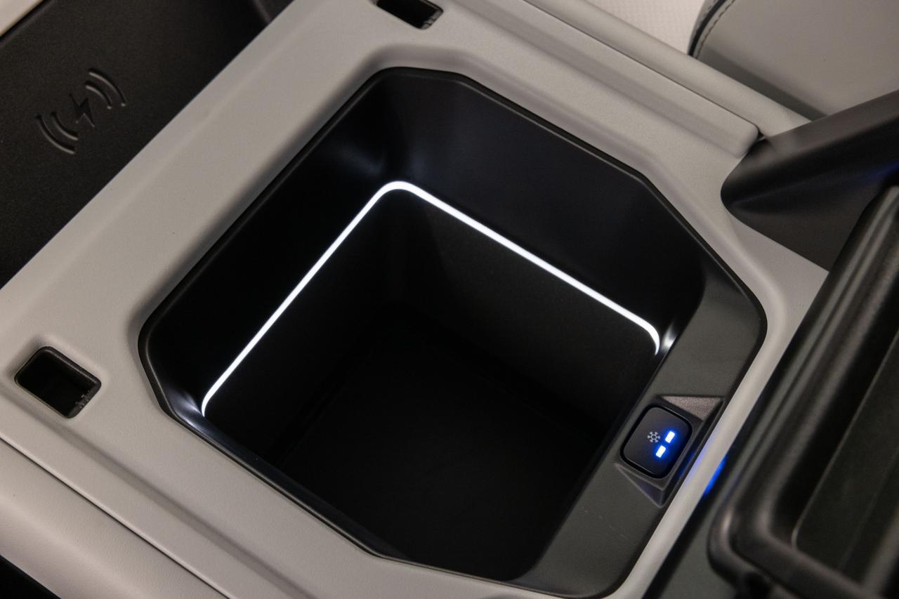 2025 Land Rover Defender X-Dynamic SE Danville VA