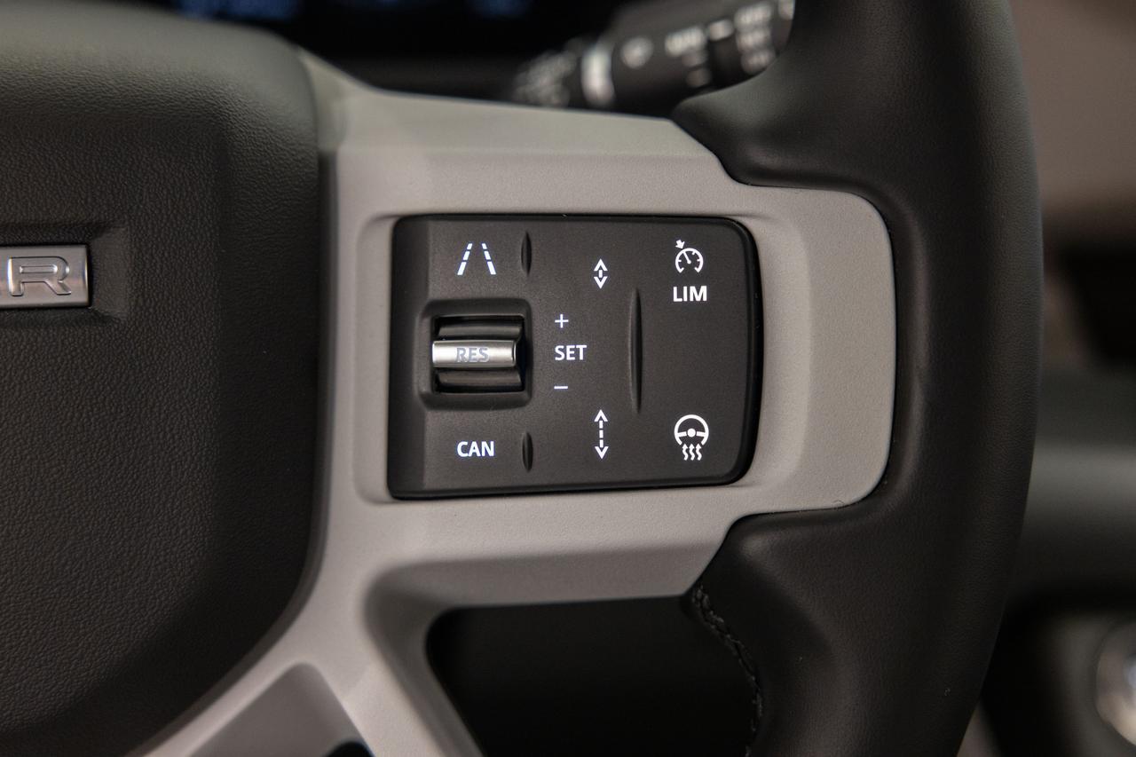 2025 Land Rover Defender X-Dynamic SE Danville VA
