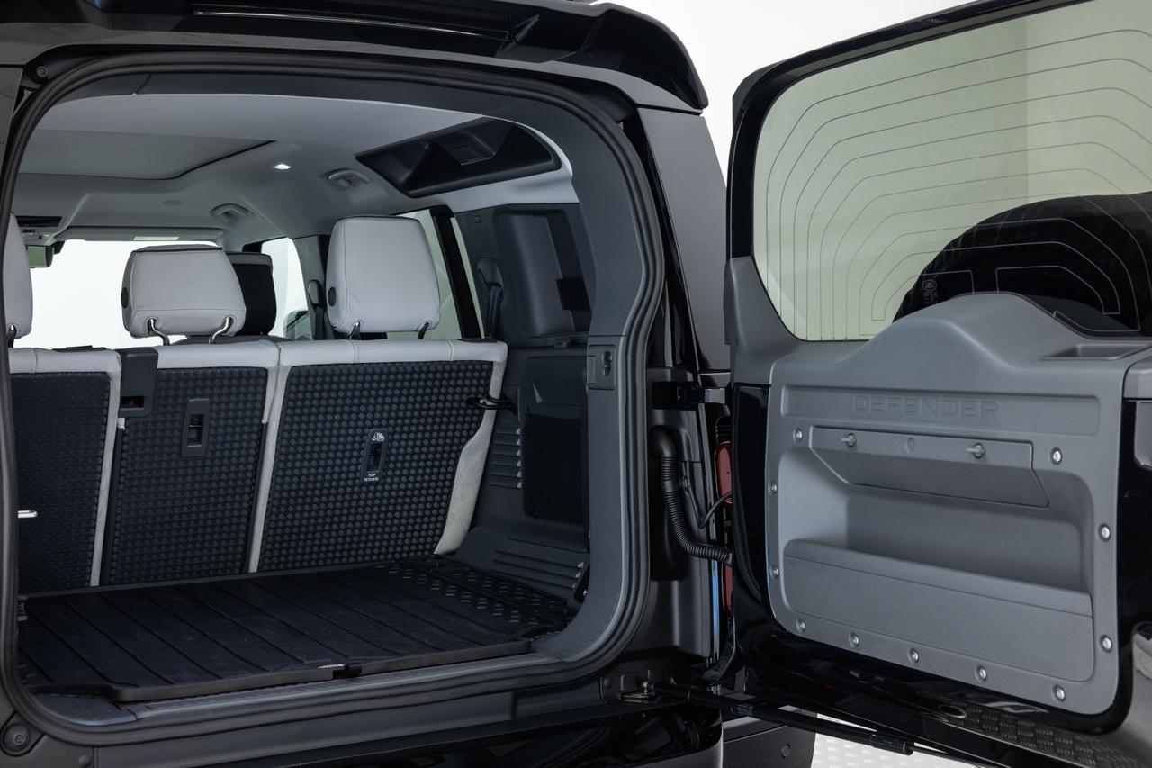 2025 Land Rover Defender X-Dynamic SE Danville VA
