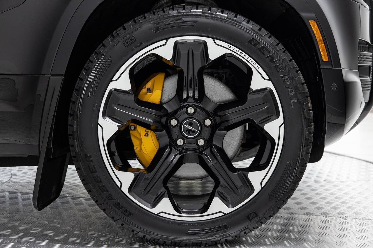 2025 Land Rover Defender X-Dynamic SE Danville VA