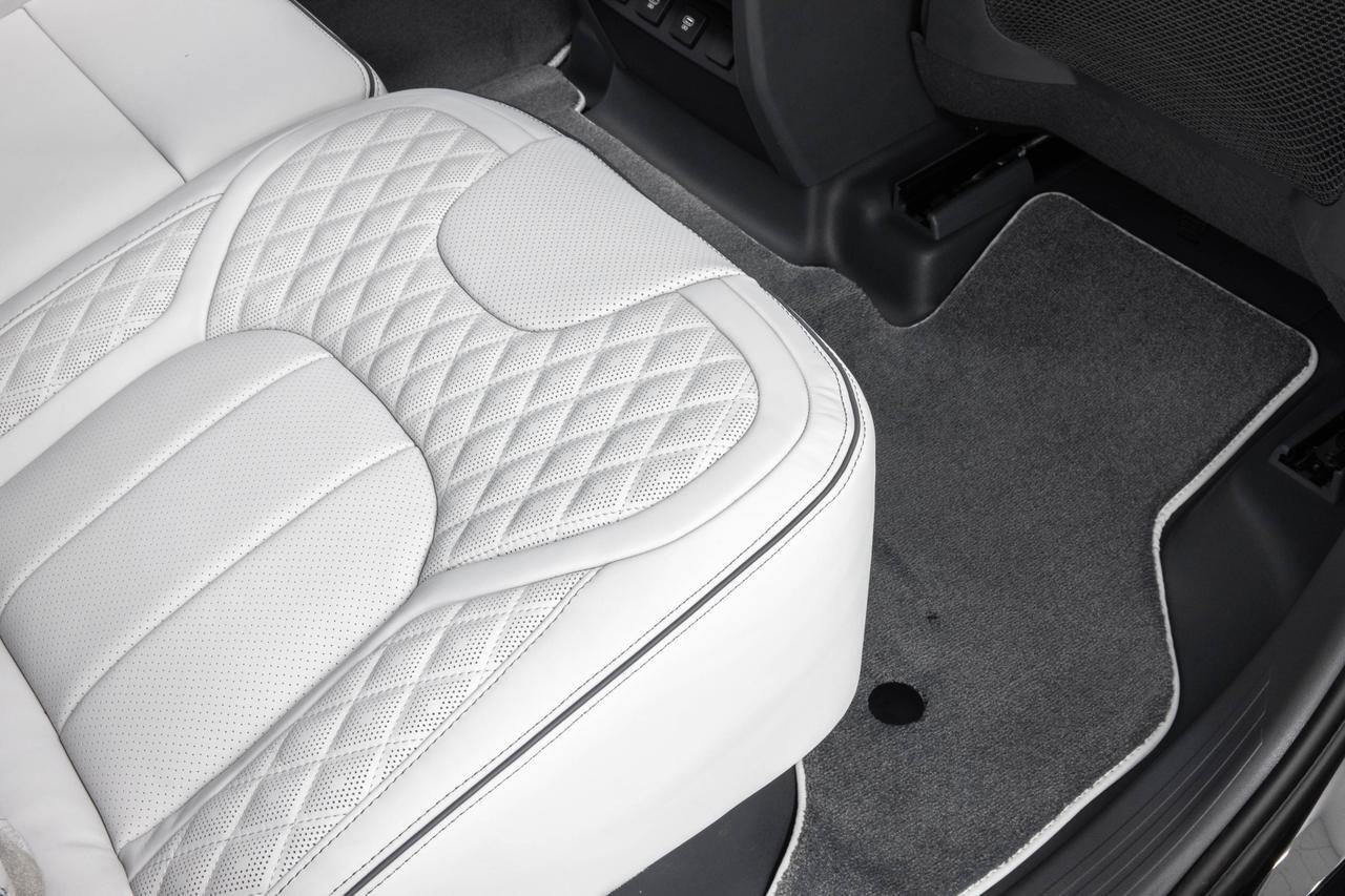 2025 Land Rover Defender X-Dynamic SE Danville VA