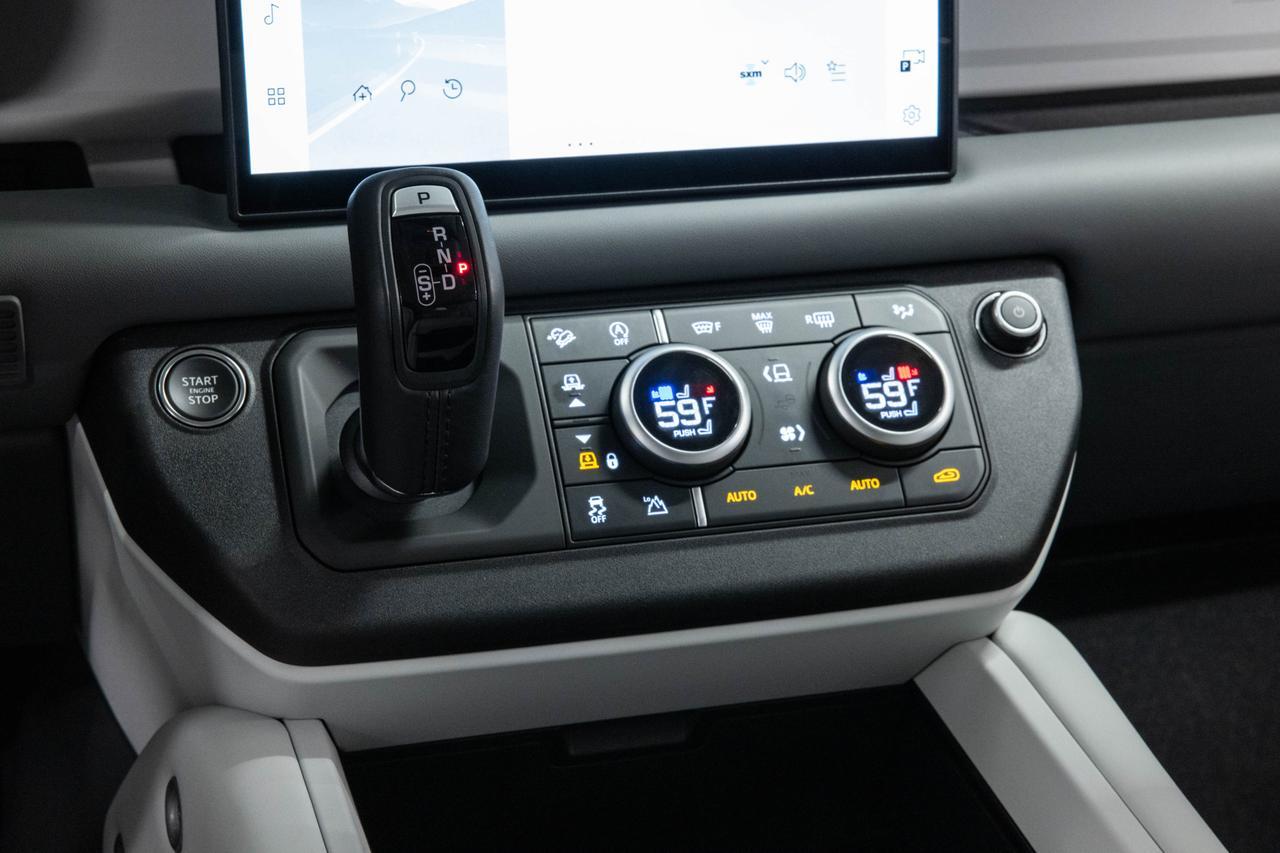 2025 Land Rover Defender X-Dynamic SE Danville VA
