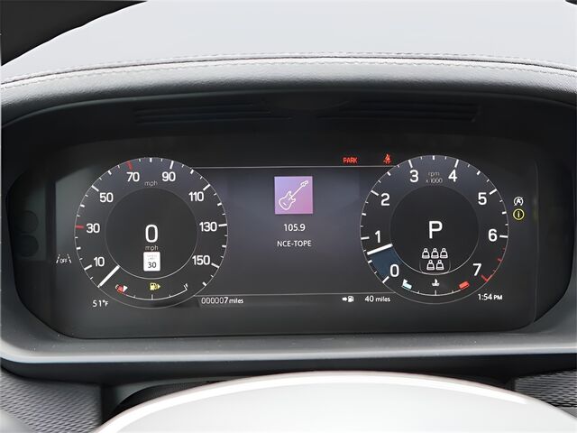 2025 Land Rover Discovery Dynamic SE Oshkosh WI