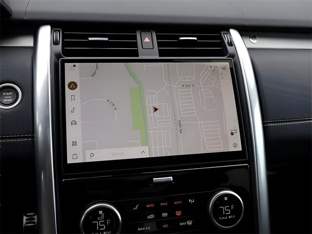 2025 Land Rover Discovery Dynamic SE Oshkosh WI