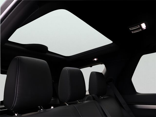 2025 Land Rover Discovery Dynamic SE Oshkosh WI