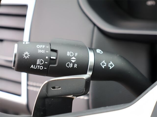 2025 Land Rover Discovery Dynamic SE Oshkosh WI