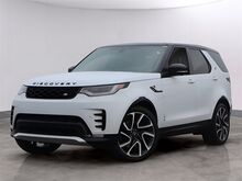 2025_Land Rover_Discovery_Dynamic SE_ Oshkosh WI
