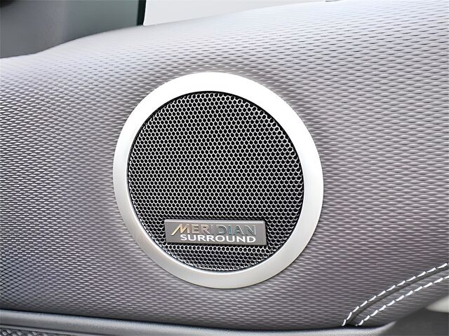 2025 Land Rover Discovery Dynamic SE Oshkosh WI