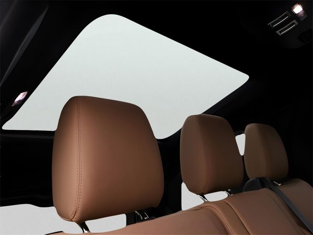 2025 Land Rover Discovery Dynamic SE Oshkosh WI