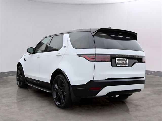 2025 Land Rover Discovery Dynamic SE Oshkosh WI