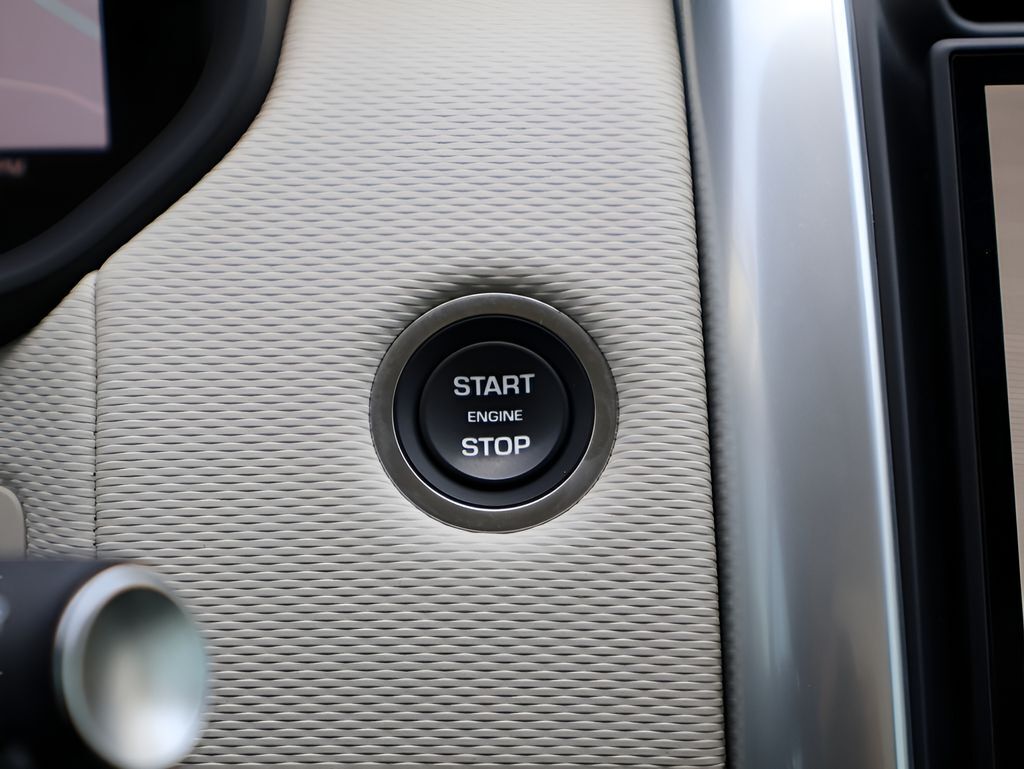 2025 Land Rover Discovery Dynamic SE San Clemente CA