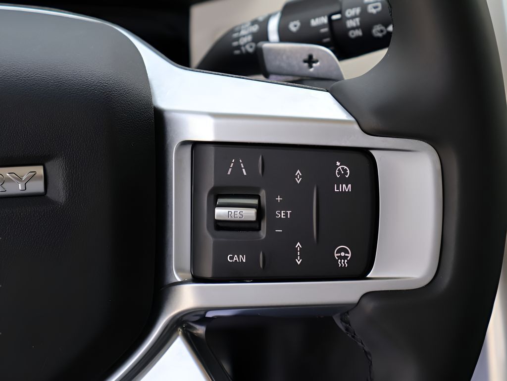 2025 Land Rover Discovery Dynamic SE San Clemente CA