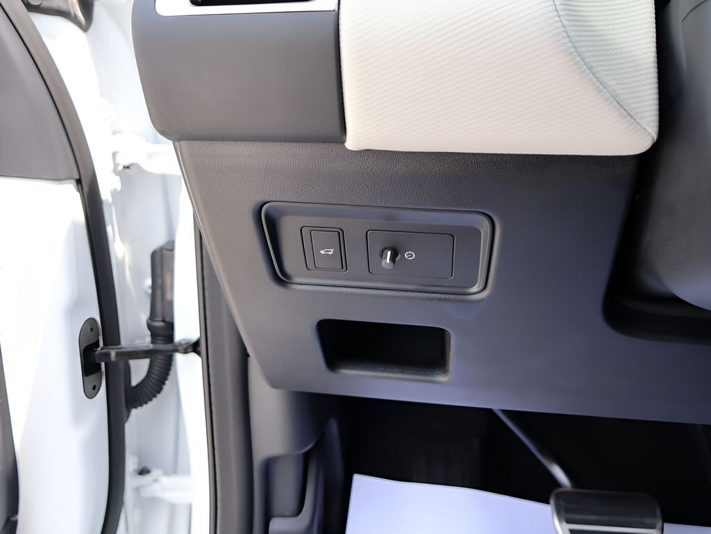2025 Land Rover Discovery Dynamic SE San Clemente CA