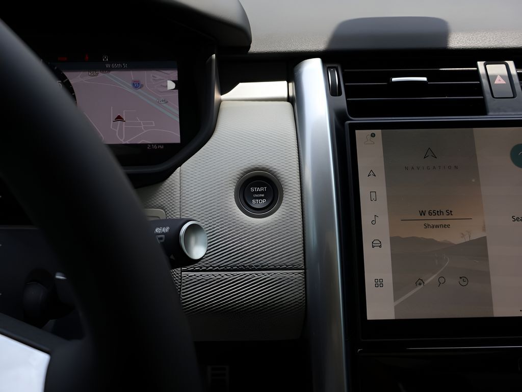 2025 Land Rover Discovery Dynamic SE San Clemente CA