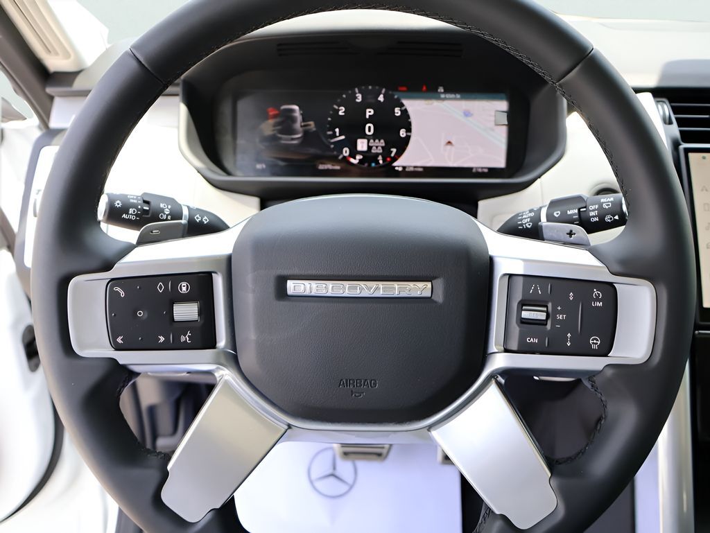 2025 Land Rover Discovery Dynamic SE San Clemente CA