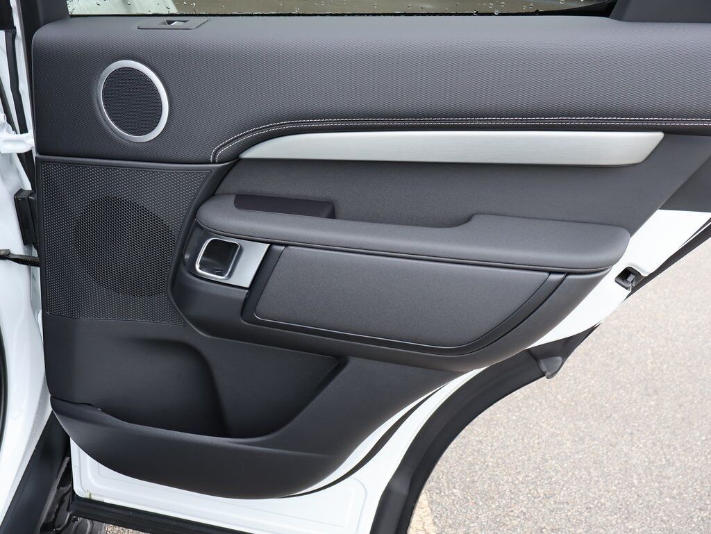 2025 Land Rover Discovery Dynamic SE San Clemente CA