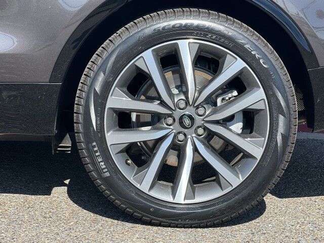 2025 Land Rover Discovery Dynamic SE San Juan TX