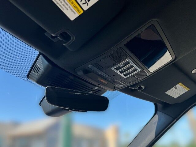 2025 Land Rover Discovery Dynamic SE San Juan TX
