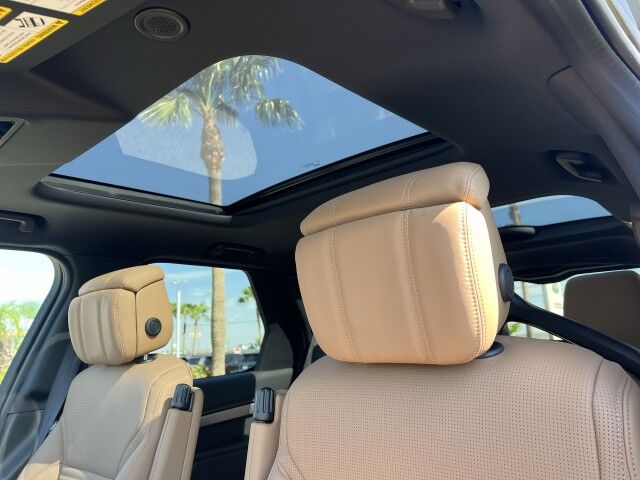 2025 Land Rover Discovery Dynamic SE San Juan TX