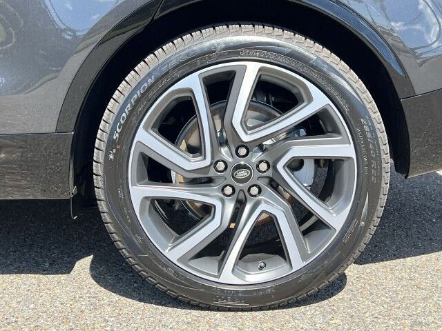 2025 Land Rover Discovery Dynamic SE San Juan TX